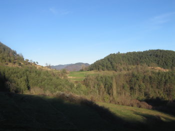 El sol comença a pondre's, i nosaltres ens falta poc per arribar a Ripoll